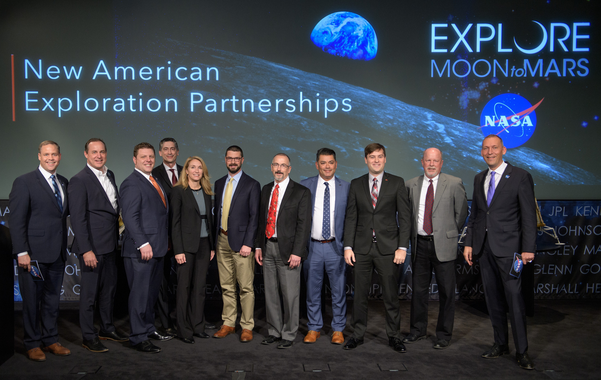 NASA Picks Nine Companies for Commercial Lunar Lander Missions ...